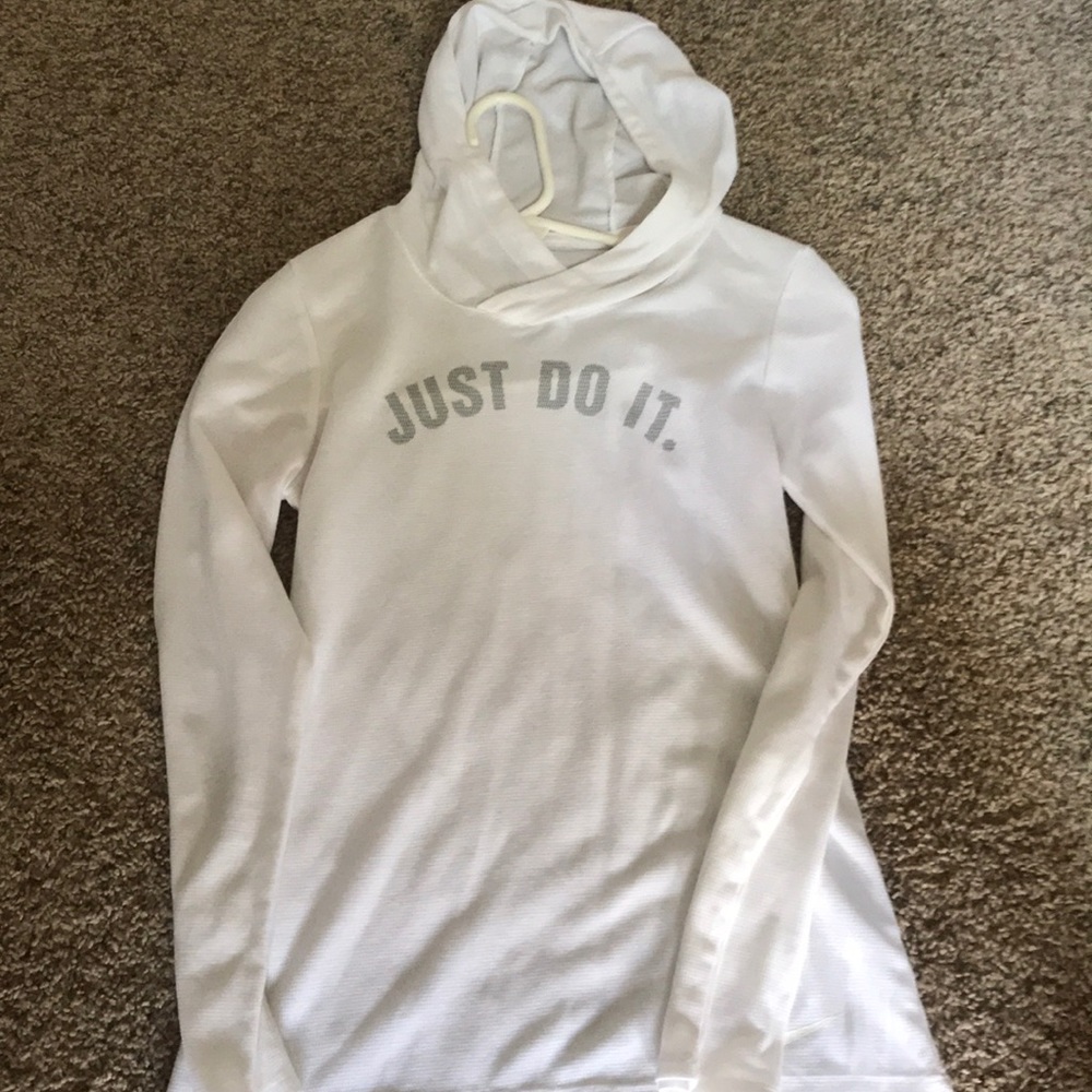 Nike Hooded Long Sleeve